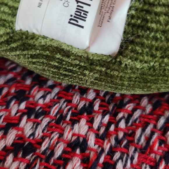 Pier 1 imports accent bear- plush - Picture 3 of 3